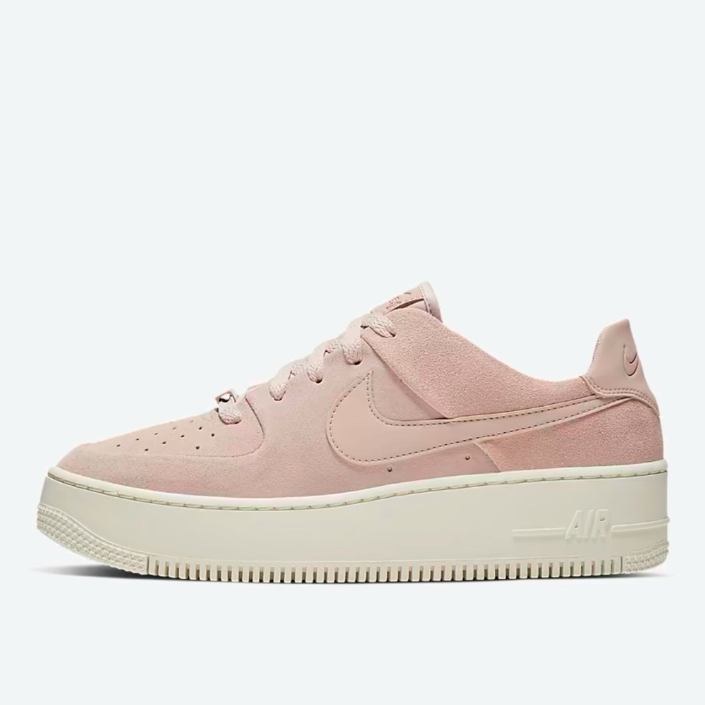 Nike Air Force 1  Pixel